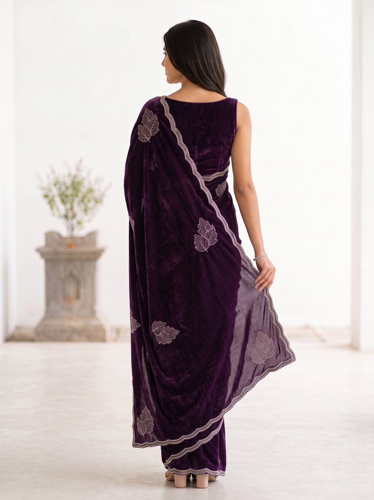 Zari Tarang Saree - Aubergine, seated