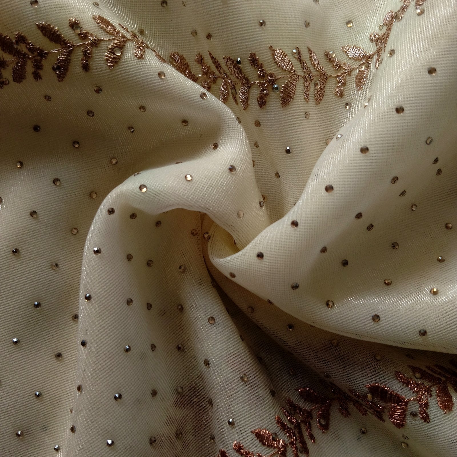 Soft Shimmer Crape Saree - Ivory, fabric texture