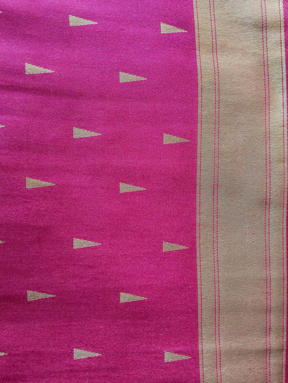 Cotton Silk Temple Border Saree - Magenta, zari border detail
