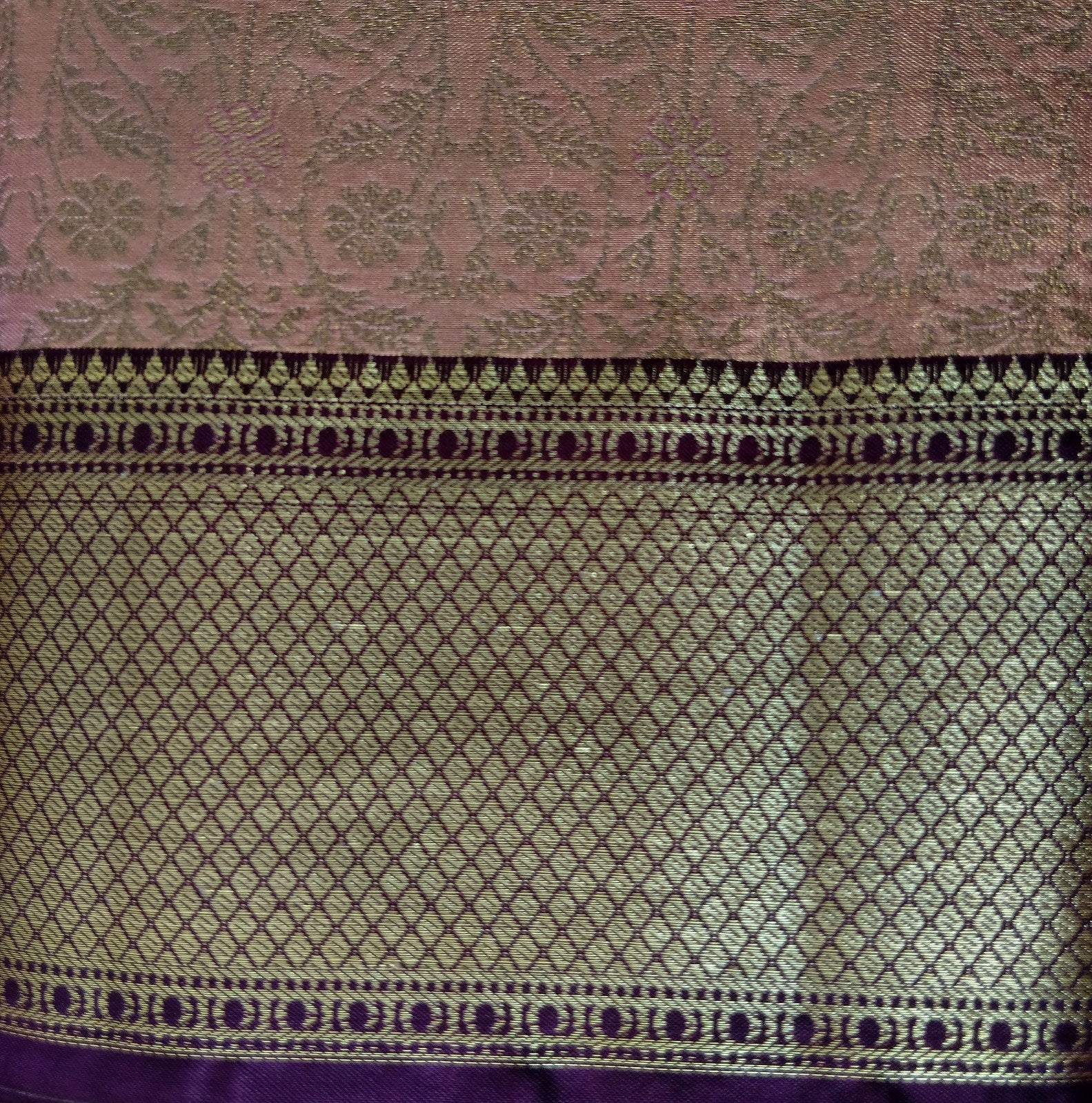 Floral Vine Kanjivaram-Paithani Style Saree - Mauve, border detail