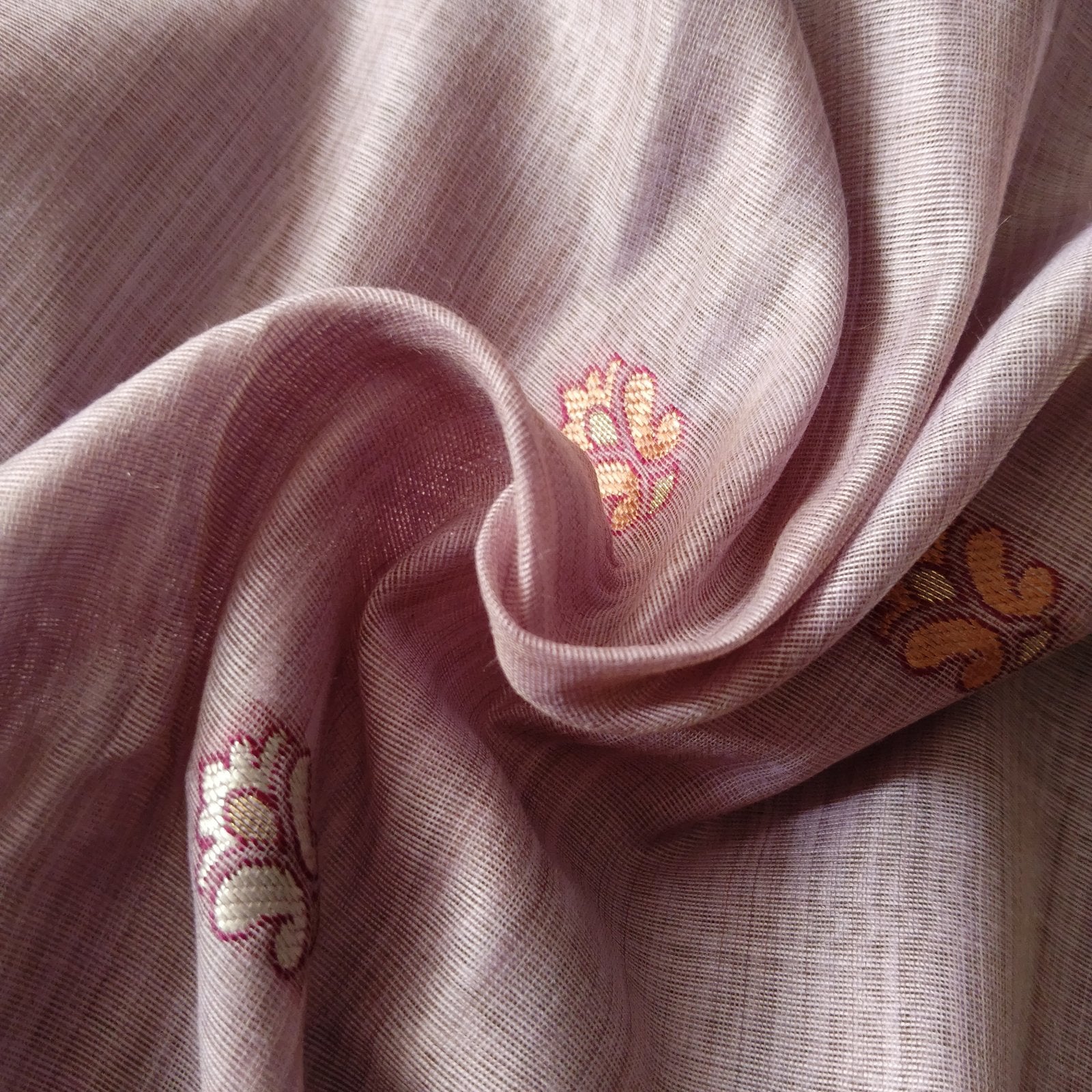 Heritage Cotton Woven Saree - Mauve, fabric texture