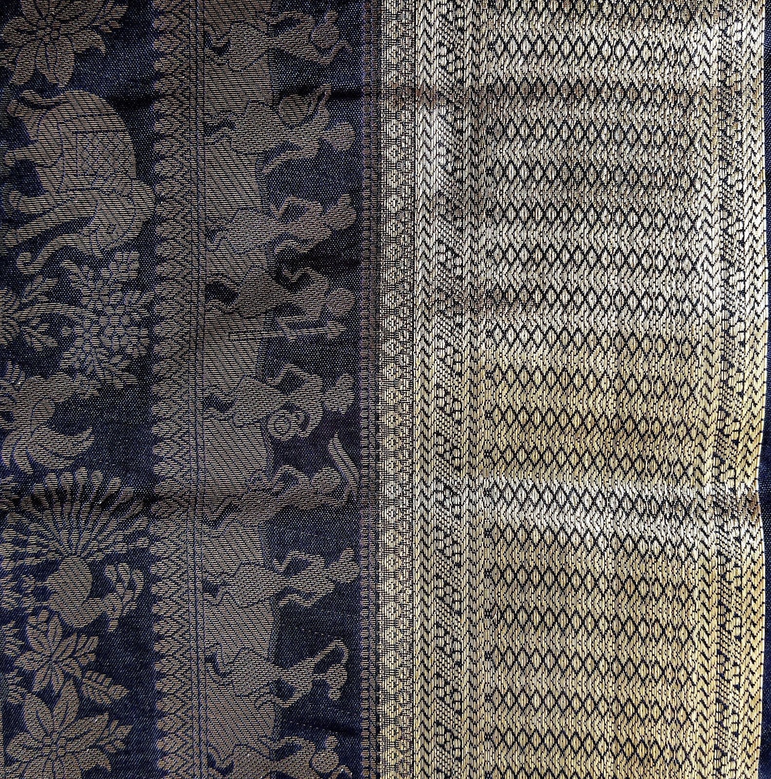 Baluchari-Style Pictorial Saree - Navy Blue, border detail